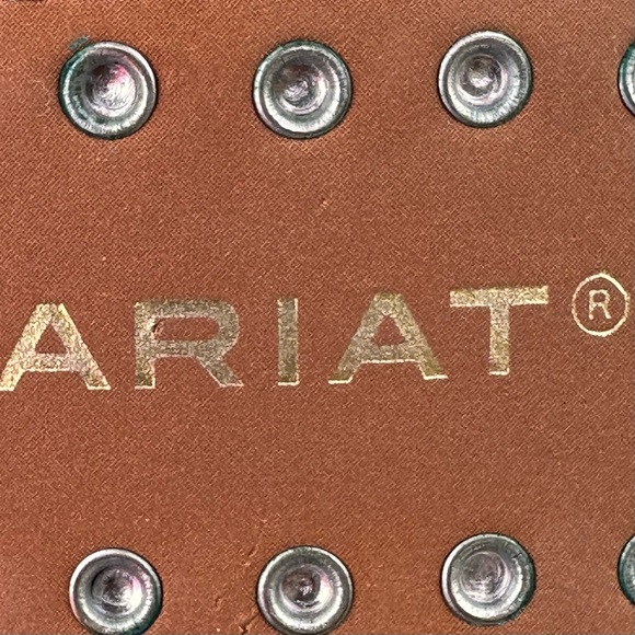 Ariat Women’s Handcrafted Brown Leather Belt Limited Edition Rhinestone Buckle - Picture 11 of 15